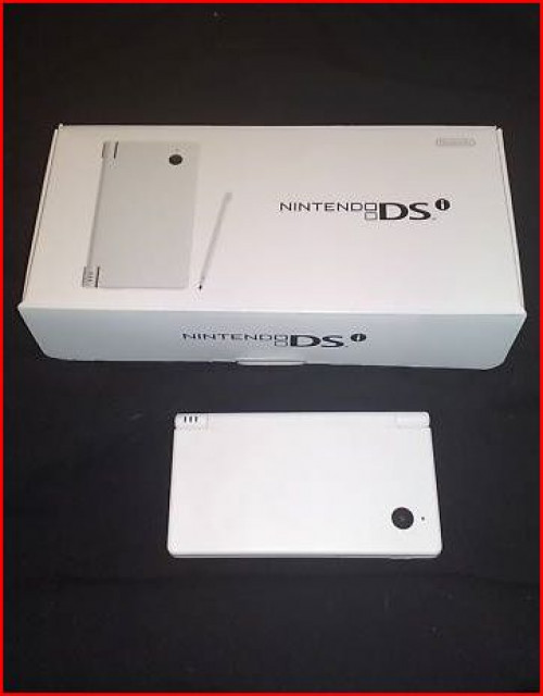 Nintendo DSi weiß, Nachfolger des DS-Lite 3Monate alt - Hobby Spiele - Augsburgf