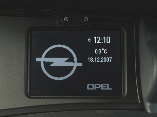 Opel Navi Display- und CD-Lesefehler Reparatur - Auto Zubehoer - Hannover