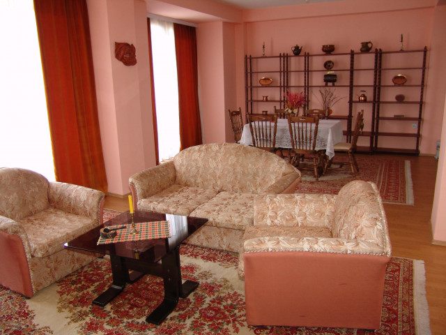 Schöne, gepflegte, neu renovierte Ferienwohnung in Ohrid / Mazedonien - Vermietungen - Ohrid