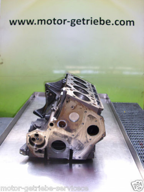 Ford Transit 2,5 D Bj.: 1991-94 Motorblock 904F-6015-AA Diesel Motor - Auto Teile - Berlin