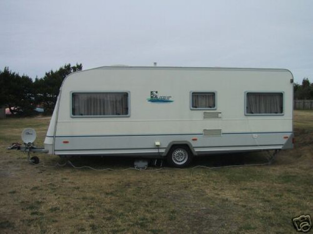 Knaus Azur 540 TF - Camping - Laatzen