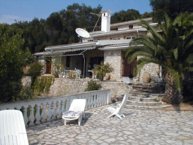 Traumvilla aus Naturstein auf Korfu / Griechenland - Immobilien - Korfu 
