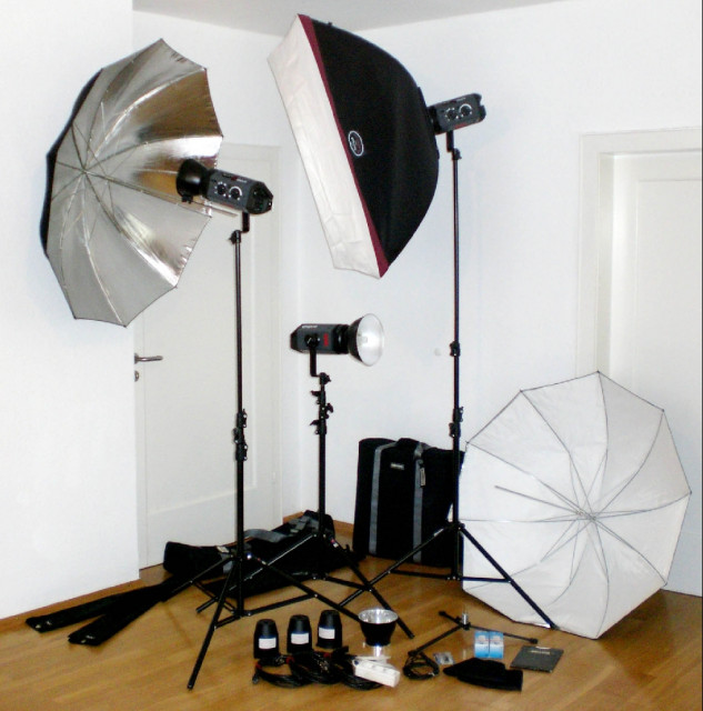 Bowens Blitzgeräte Set 3 x 500 Ws - Foto Film Cam Optik - Baden-Baden