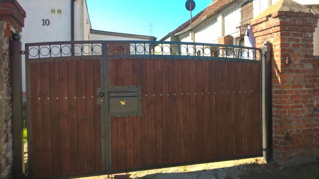 Zaun aus Polen, Metallzaun, Tore, Toranlage, Gelander - Handwerk Hausbau Garten - Cottbus