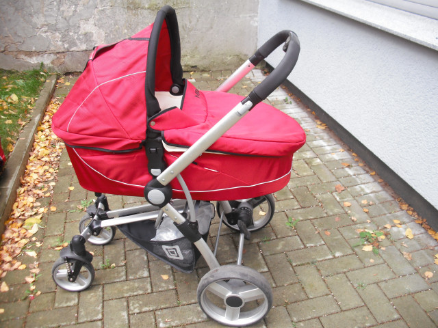 Toller Kombikinderwagen in rot - Baby und Kind - Essen