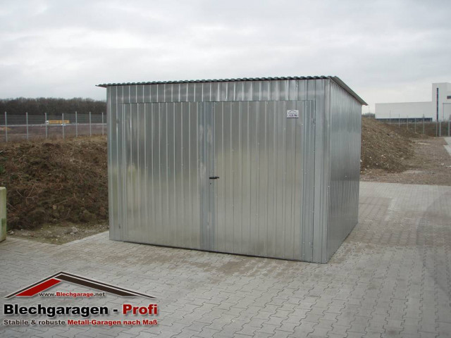 Garage Blechgarage Metallgarage Schuppen Fertiggarage Lager - 3 x 6 m mit Sattel - Immobilien - münchen