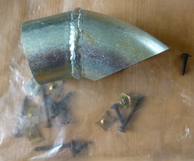 Abgeknicktes Endrohr für Mercedes-Benz und andere 45mm Durchmesser - Auto Teile - Einbeck