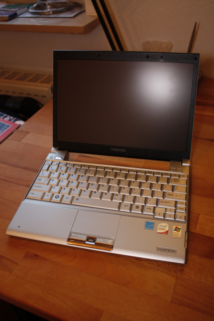   999Gramm Laptop Core2Duo 2GB RAM 160GB Toshiba R500 mit Garantie - Computer - Marburg