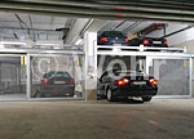 Garage zu vermieten in der Sommerstraße 31b - Immobilien - München