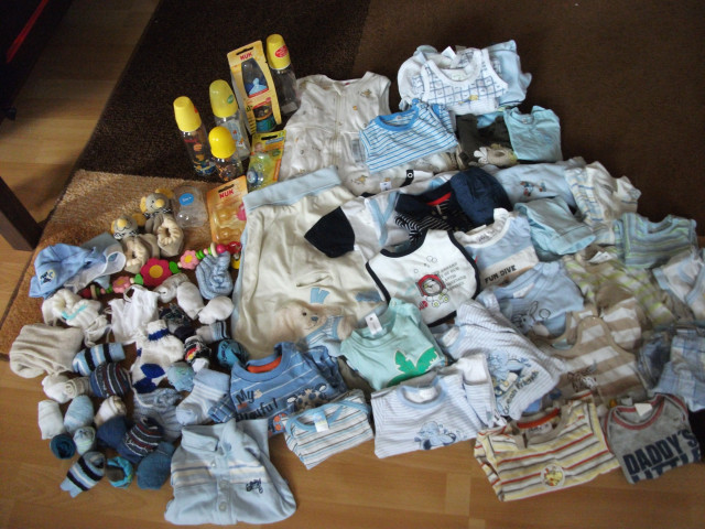 Verkaufe ein Riesen Kleiderpaket von Gr. 50/56 - 62/68 - Baby und Kind - wunstorf