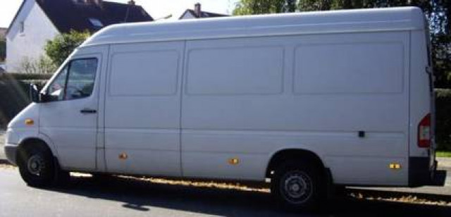 Wir bieten  zuverlässigen,schnellen,günstigen Transport   umzüge  - Sonstige Anzeigen - hamburg