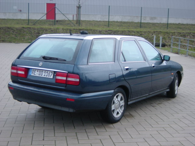 Schlachte LANCIA KAPPA KOMBI 2.4 JTD - Auto Teile - Herten