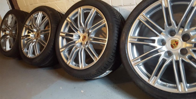Porsche Cayenne GTS 21 Zoll Sport Edition Räder Felgen 295/ 35 Sommerreifen - Auto Zubehoer - Fichtenberg