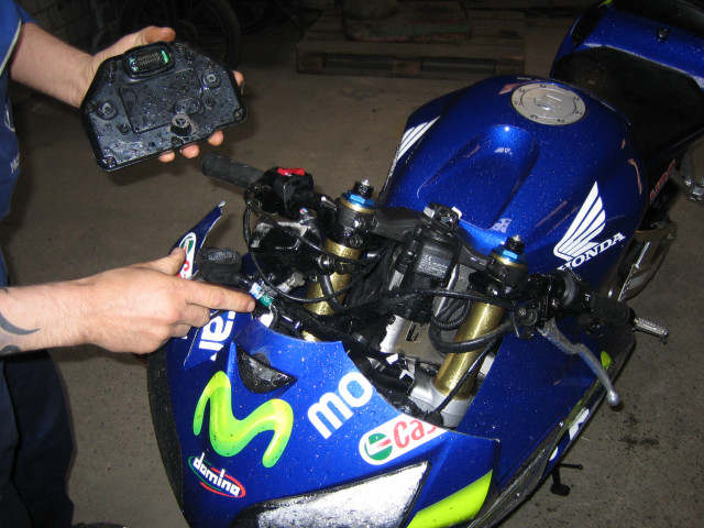 Verkaufe Honda CBR 600 Moviestar Unfallfahrzeug - Motorraeder und Teile nach Marken - Haibach / Unterfranken