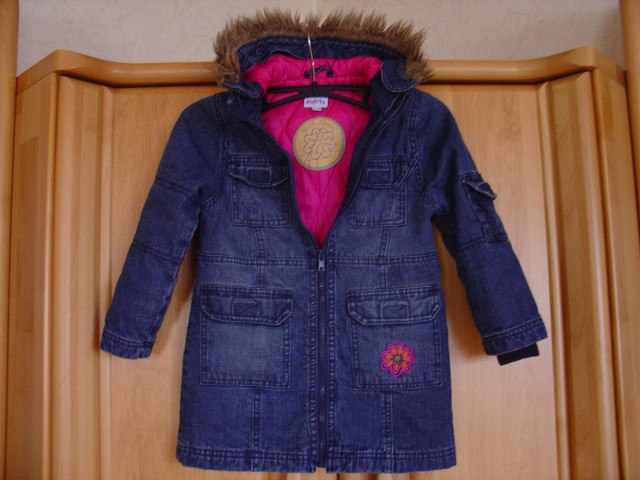 Hübsche Jeans-Jacke Gr.104  nur 8,- - Baby und Kind - Biberbach