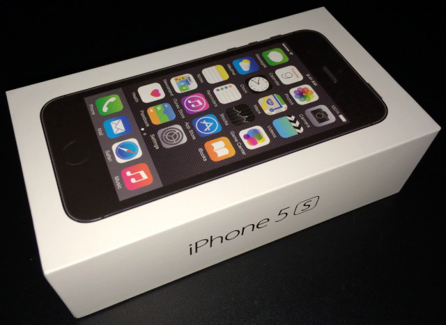 IPhone 5S 32 GB Spacegrau - Telekommunikation - Altenstadt