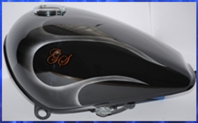 Airbrush Motorrad! Motorradtank Old School Flammen! - Motorrad Specials - Hennstedt