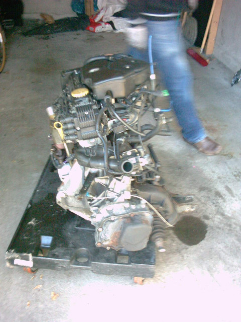 Opel-Corsa Motor mit Getriebe. Org. 41.000 KM - Auto Teile - München
