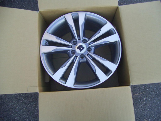 4x 19 Zoll Alufelgen von Mercedes Benz - Auto Zubehoer - Stuttgart