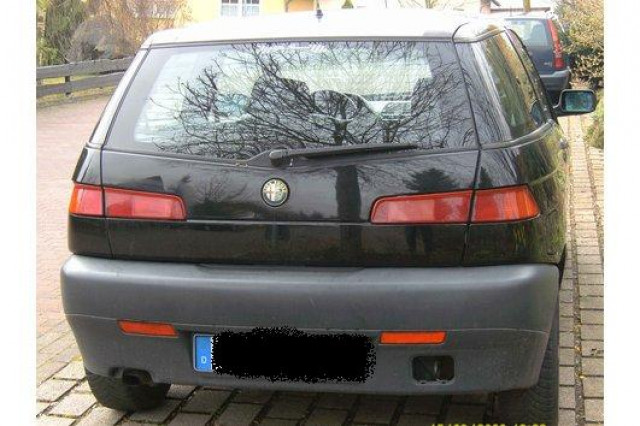 ALFA 145 66kw 144tkm schwarz - Autos nach Marken - Bochum
