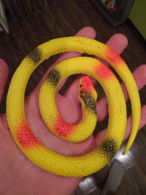 2 Schlangen aus Gummi XXL 70 cm - Baby und Kind - Alfeld