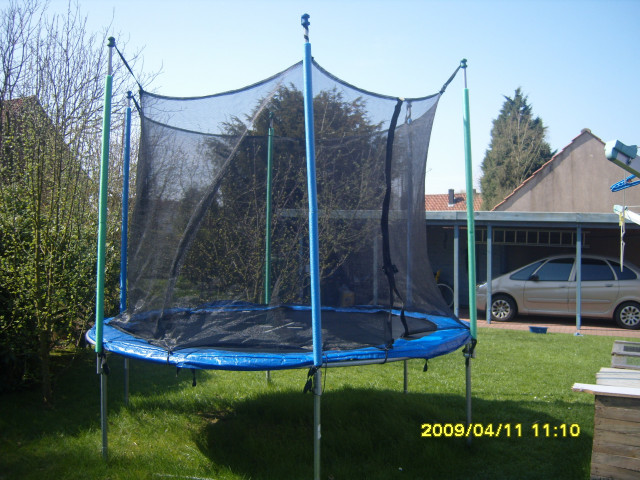 Trampolin zu verkaufen - Hobby Spiele - Stadthagen