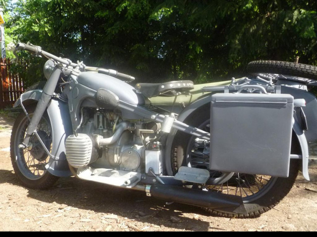BMW R 12 WH mit Seitenwagen - Motorraeder und Teile nach Marken - Warszawa.Polen