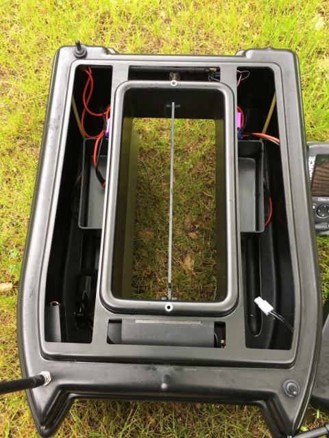 Fischfeeder 3 Futterboot Inkl Echolot Und GPS Carpfishing - Sport - Hannover