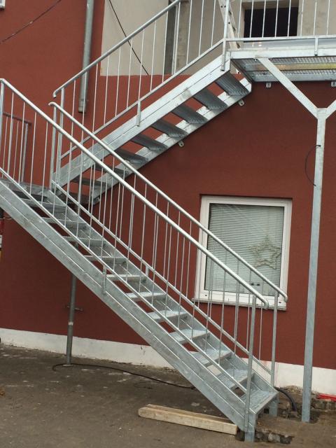 Metalltreppen  nach Mass, Metallzaune aus Polen, Tore, Gelander Montage - Dienstleistungen Business Gewerbe - Oranienburg