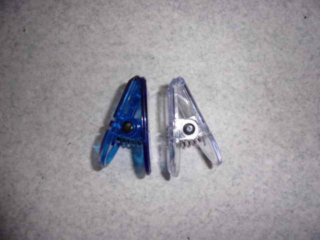 Zettelhalter Notizzettel Klammer Klemme - NEU - Haushalt - Isny