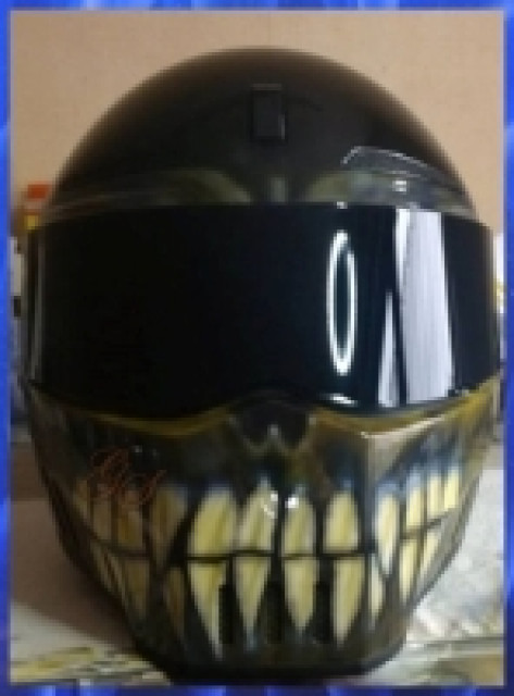 Airbrush! Helm Styling - Bitte freundlich lächeln! - Motorrad Sonstiges - Hennstedt