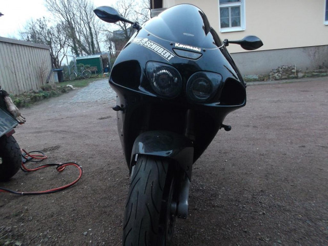 Kawasaki ninja ZX-7R - Motorraeder und Teile nach Marken - Kremmen