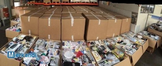 Spielzeuge Amazon Retouren Palettenware - Großhandel - Baby und Kind - Berlin