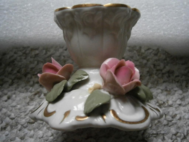 Kerzenhalter-Zierporzellan mit Rosen - Haushalt - Hamburg