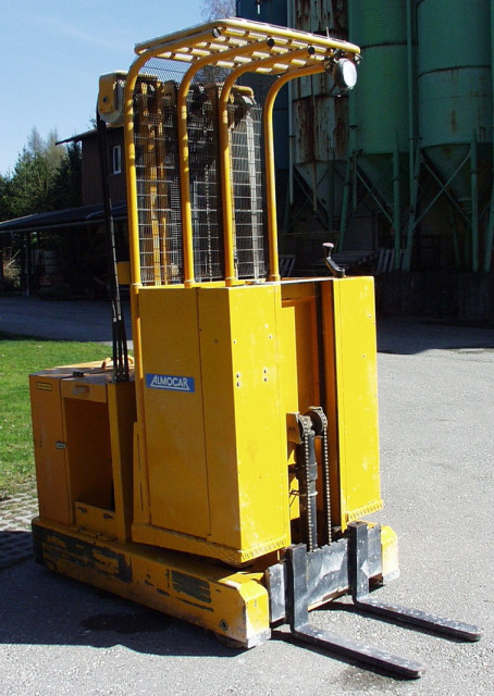 Almocar 5/30 Kommissionierstapler - Nutzfahrzeuge - Mühldorf