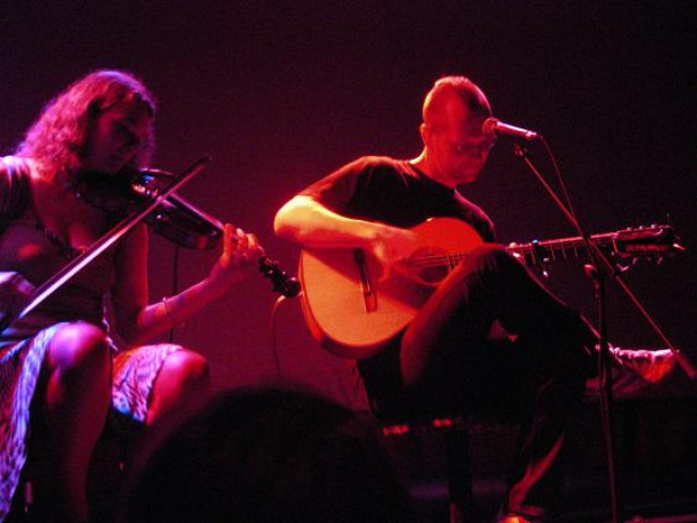 Geige Cello Bratsche Contrabass gesucht für Liedermacher-DUO in Berlin  - Musik - Berlin