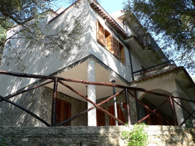 Ferienwohnungen an der Cilento Kuste: VILLA CECILIA UND CASA ELISABETTA - Urlaub Reise - ITALIEN, Cilento, Caprioli di Pisciotta und Piscio