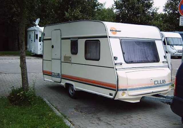 Kleiner Reisewohnwagen, ab Memmingen, 3 EW  1Kind / Wintercamping möglich - Camping - Memmingen