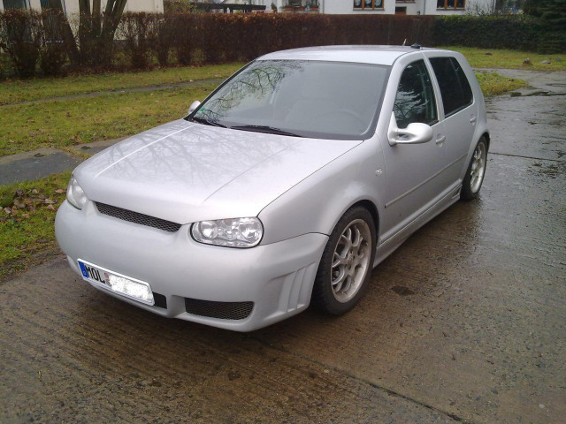 Golf 4 mit Tuningteilen - Auto Specials - Altlandsberg