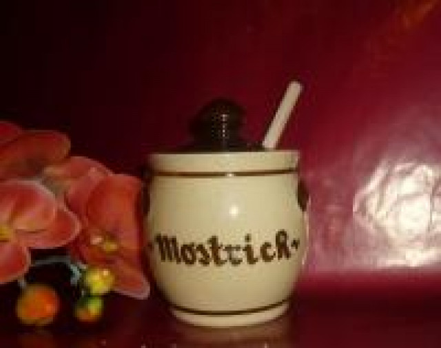 Senftöpfchen beige - Mostrich - incl. Naturholzlöffel - Essen Trinken Genuss - Görlitz