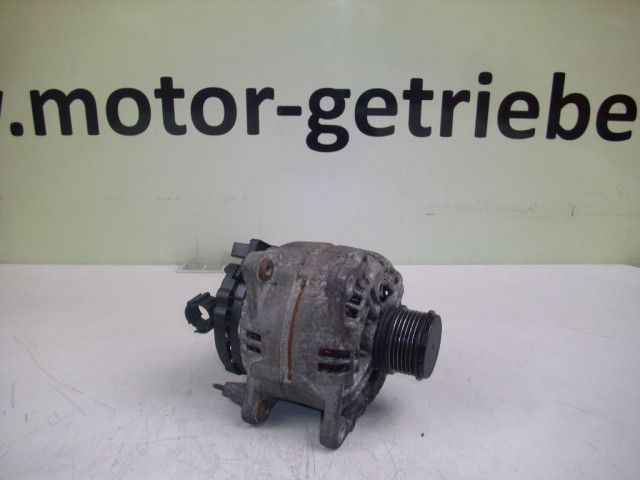 VW Multivan Transporter Bus T5 1,9 TDI Mkb.: AXB Lichtmaschine 0124515121 - Auto Teile - Berlin