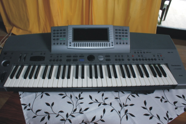 Technics Keyboard KN 6000 Profigerät - Musik - Grabenstätt