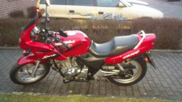 Zu Verkaufen cb500s Ideal für Kleine Frauen/Männer da umgebaut - Motorraeder und Teile nach Marken - Schwalmtal