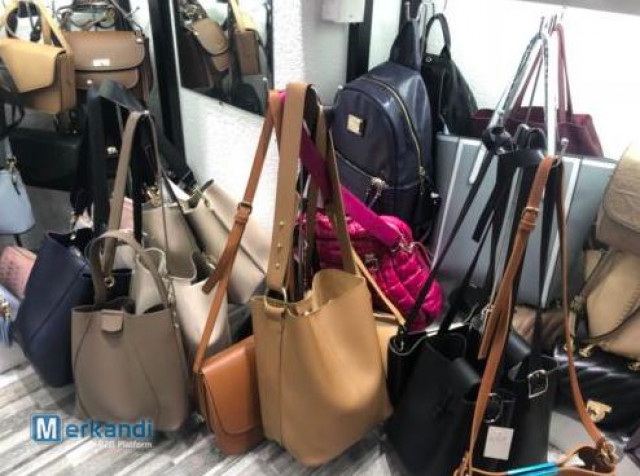 Restposten PU Leder Handtaschen Großhandel - Kleidung Schmuck Accessoires - Berlin