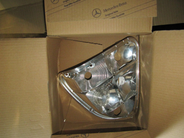 Gehäuse bichrom. Rücklicht, rechts W202 A2028203828  - Auto Teile - Einbeck