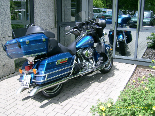 E-GLIDE FLHTCUI - Motorraeder und Teile nach Marken - Berlin