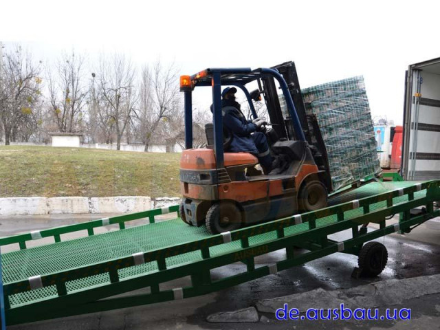 Mobile Verladerampe für LKW AUSBAU von Hersteller - Nutzfahrzeuge - MÃ¼nchen