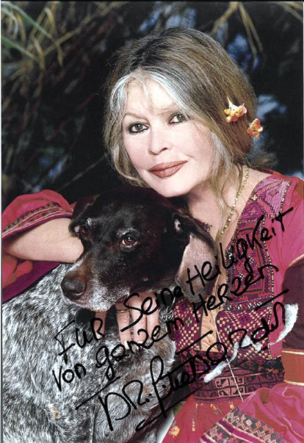 BRIGITTE BARDOT Handschriftliche Widmung mit Autogramm! - Sammlungen - Berlin