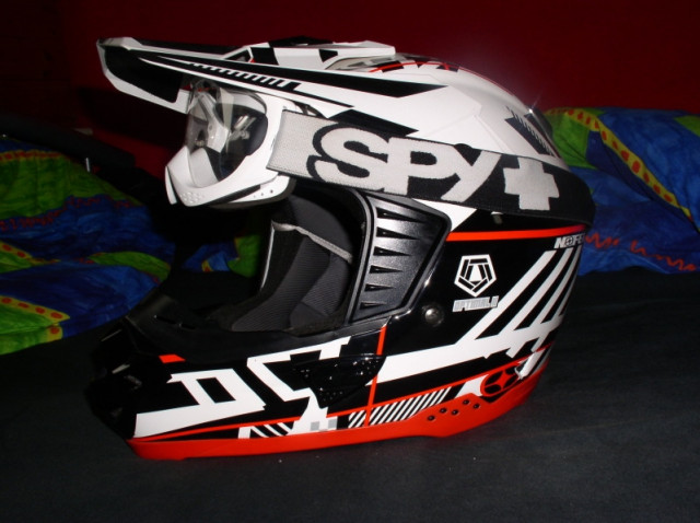 Moto X Helm von O Neal - Motorrad Sonstiges - Lichtenfels