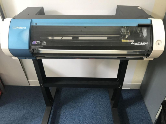 Roland VersaStudio BN-20 Desktop Inkjet Printer Cutter - Computer - solothurn